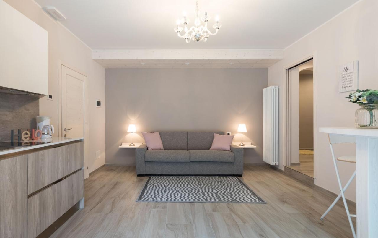 Residenza Conca Verde B&B Il Monolocale Rogolo Ngoại thất bức ảnh